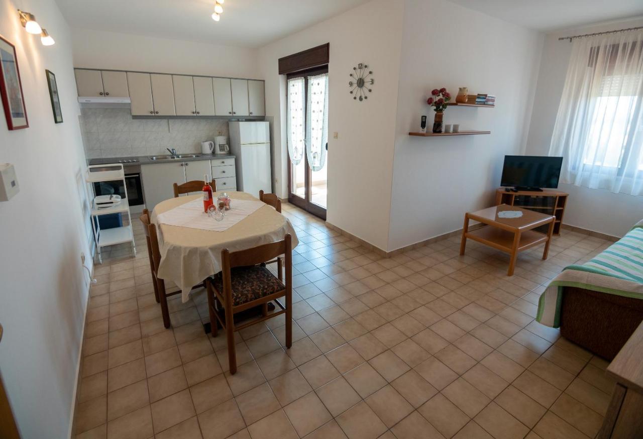 Apartments Dokovic Barbat na Rabu Eksteriør bilde
