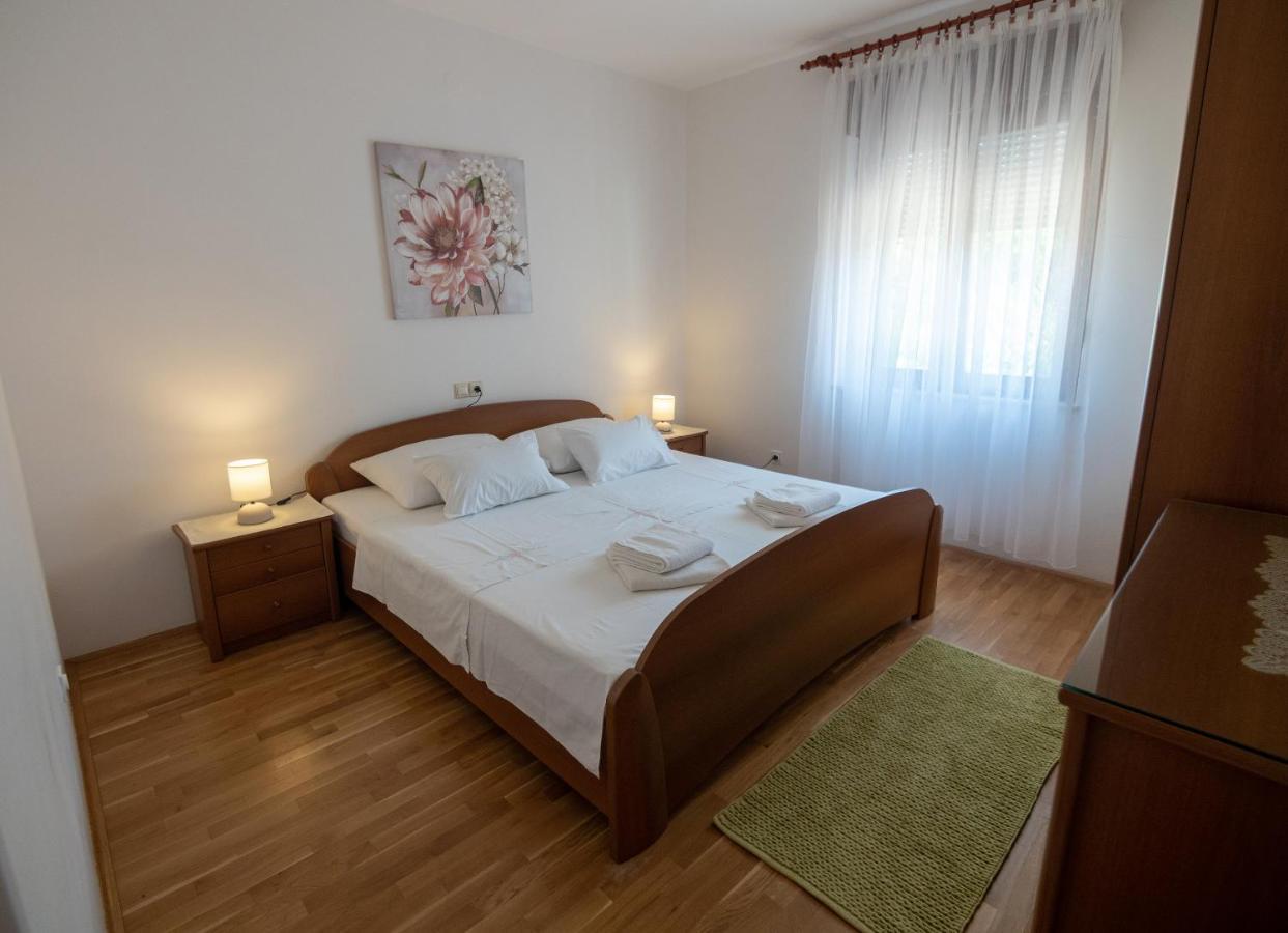 Apartments Dokovic Barbat na Rabu Eksteriør bilde