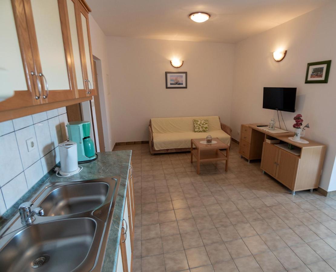 Apartments Dokovic Barbat na Rabu Eksteriør bilde
