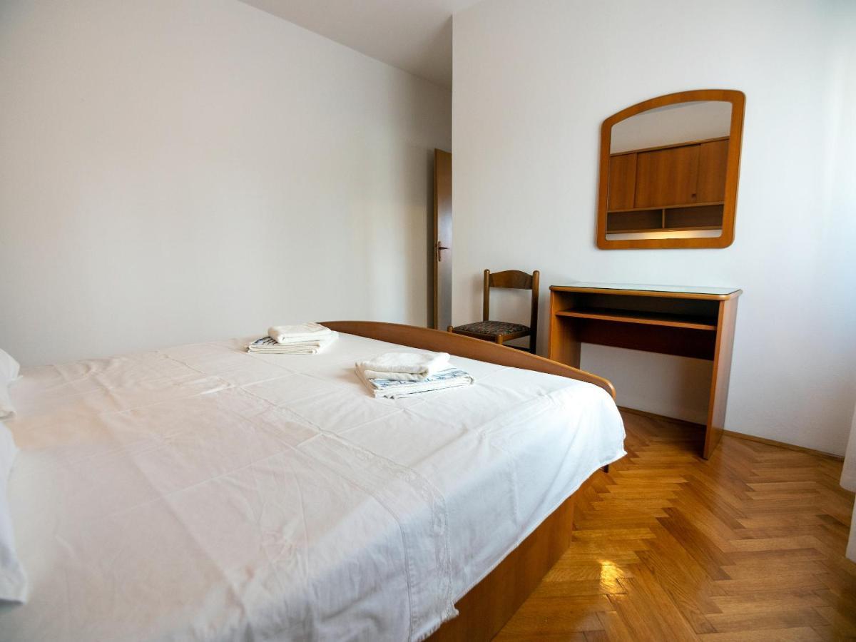 Apartments Dokovic Barbat na Rabu Eksteriør bilde