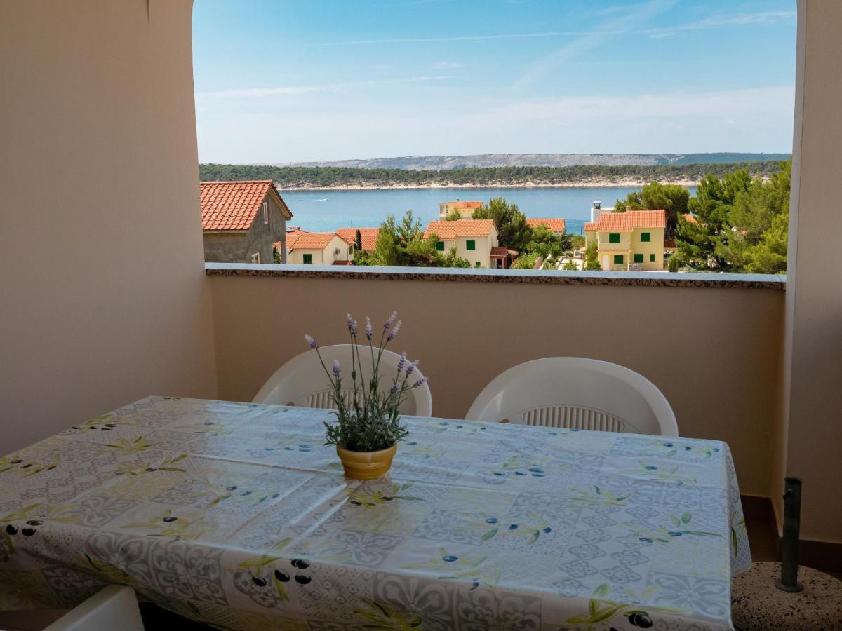 Apartments Dokovic Barbat na Rabu Eksteriør bilde