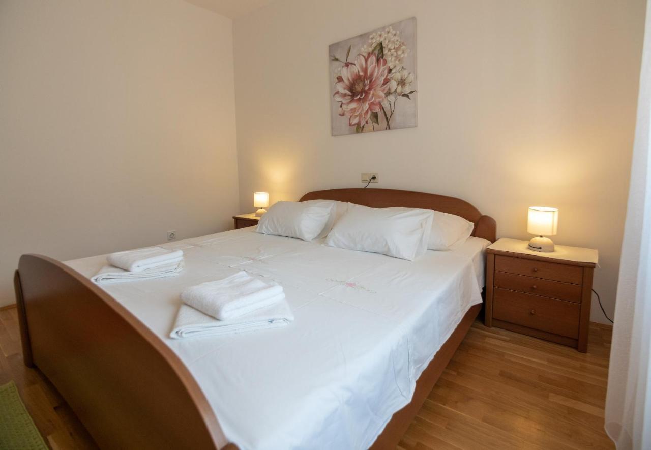 Apartments Dokovic Barbat na Rabu Eksteriør bilde
